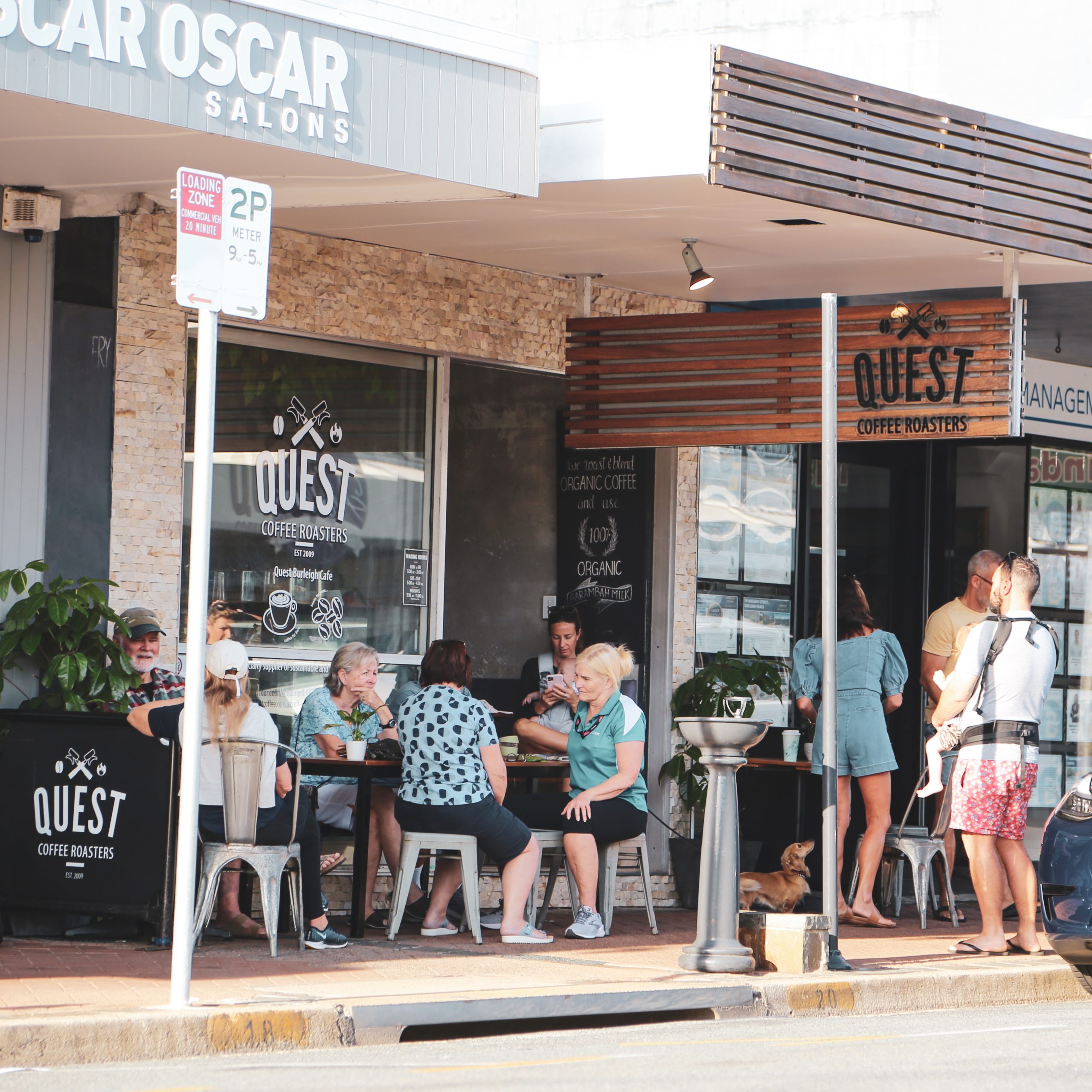 quest-221107-quest-burleigh-cafe-front